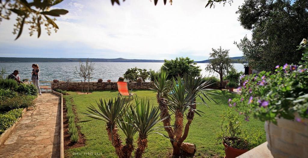 Apartman Mare Maslenica Exterior photo